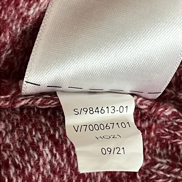 Athleta Vital V Wool & Cashmere Sweater in Decadent Red Heather - Size Small - Picture 9 of 9